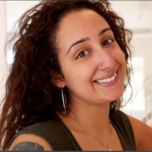 Meet your Posher, Luisa